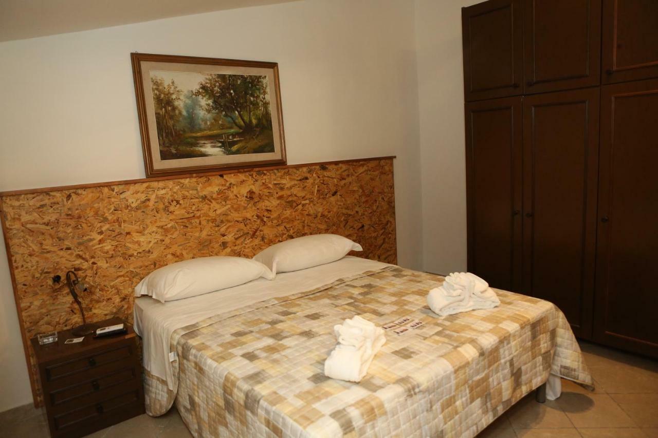 B&B A Bersagliera Campagna Esterno foto